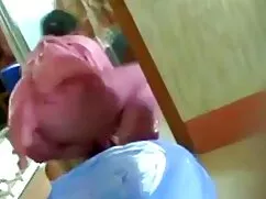 セックス中にそれを潤滑。 エッチ 動画  ...