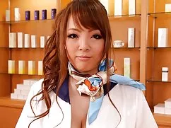 ロシアの金髪性と彼女の恋人は、わんちゃん ...