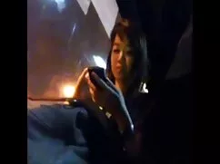 鶏は甘やかされて育った子供です。 女子  ...