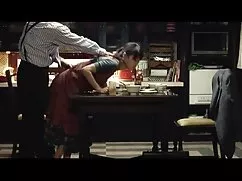ロシアの美しさタイツ振る彼女のお尻罰金  ...