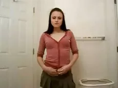 待のロシアIrina示乳偽擦す。 女性  ...